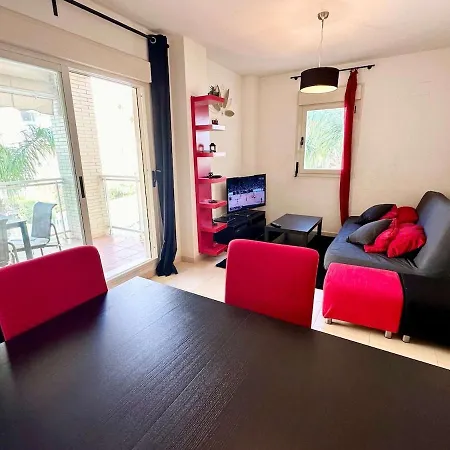 公寓 2 Bedroom In With Pool