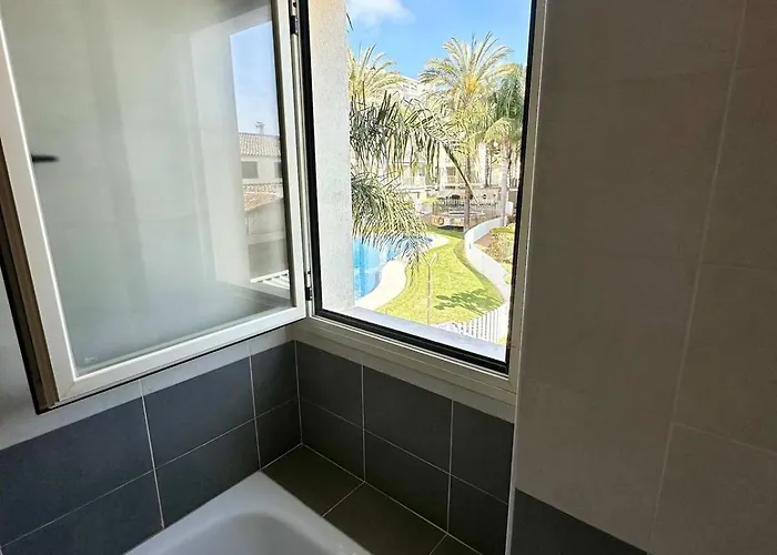 Daire 2 Bedroom In With Pool