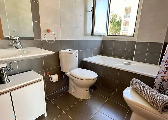 2 Bedroom In With Pool Daire Denia